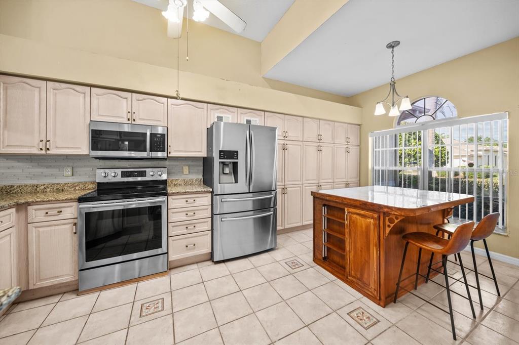 2788 Country Way Clearwater, FL 33763 - Photo 15 of 42