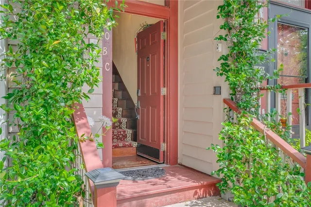 $1,500,000 | 540 East Taylor Street, Savannah, GA 31401