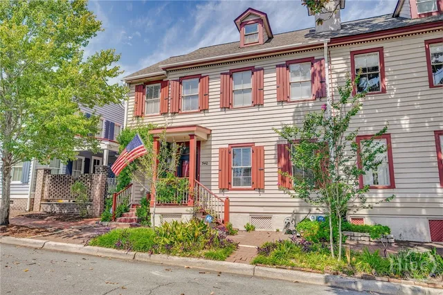 $1,500,000 | 540 East Taylor Street, Savannah, GA 31401
