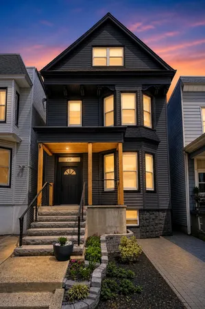 $3,600 | 208 Shippen Street, Unit 2, Weehawken, NJ 07086
