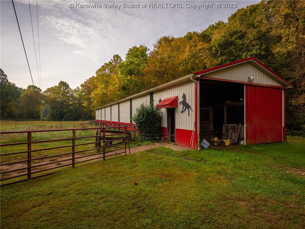 1675 Bluelick Road Winfield, WV 25213 - Photo 7 of 23 Gallery Image 7
