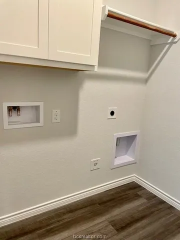 a view of room with window