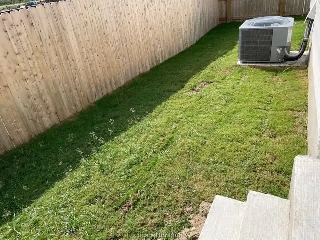 a view of an outdoor space and a yard