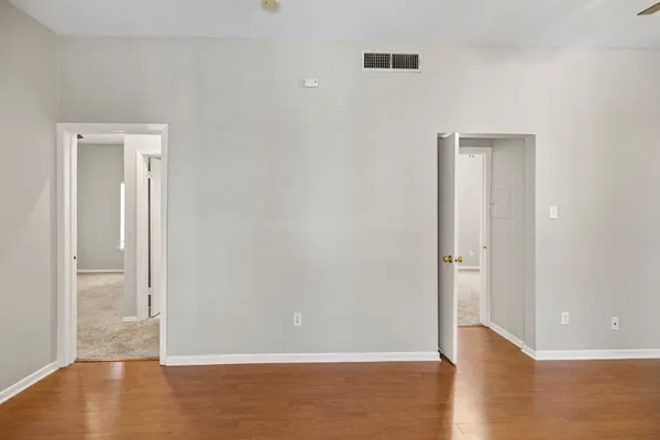 $1,800 | 712 Graham Place, Unit 203, Austin, TX 78705