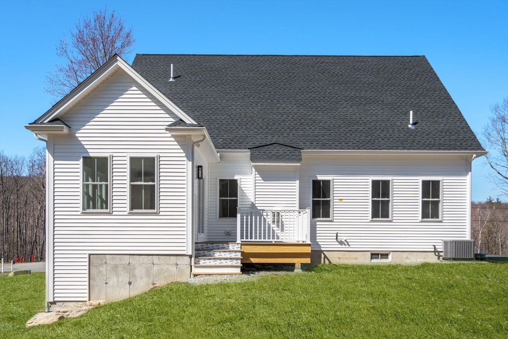 306 Fisher Road Holden, MA 01520 - Photo 2 of 33