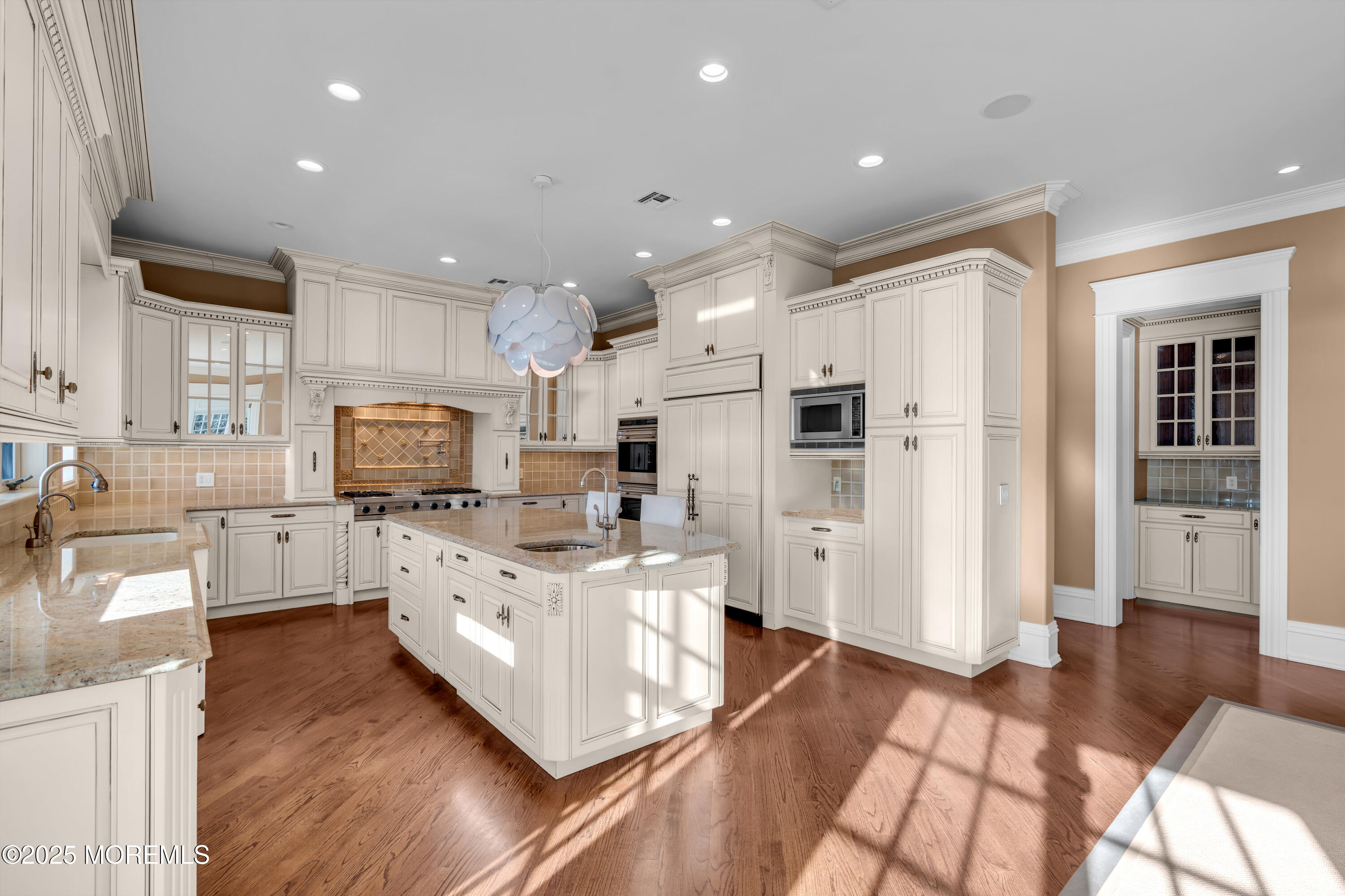 934 Navesink River Road Rumson, NJ 07760 - Photo 21 of 91 Kitchen