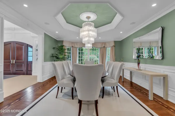 $7,999,999 | 934 Navesink River Road, Rumson, NJ 07760