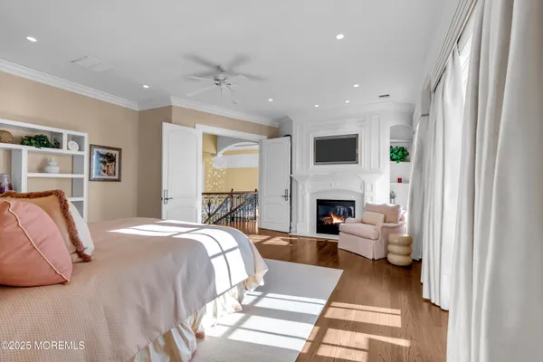 $7,999,999 | 934 Navesink River Road, Rumson, NJ 07760