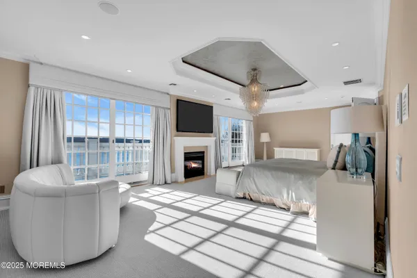 $7,999,999 | 934 Navesink River Road, Rumson, NJ 07760