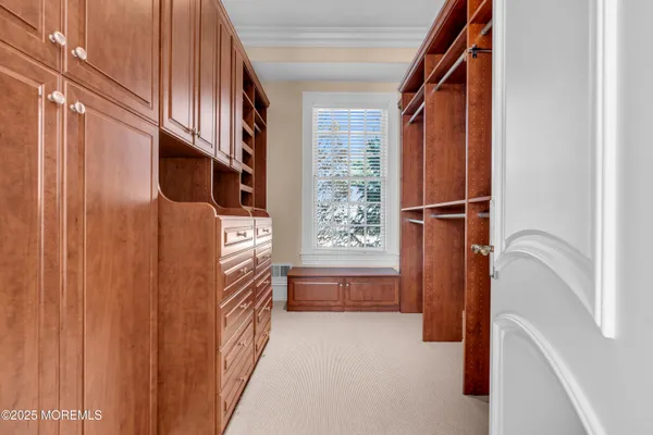 $7,999,999 | 934 Navesink River Road, Rumson, NJ 07760