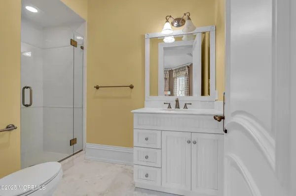 $7,999,999 | 934 Navesink River Road, Rumson, NJ 07760