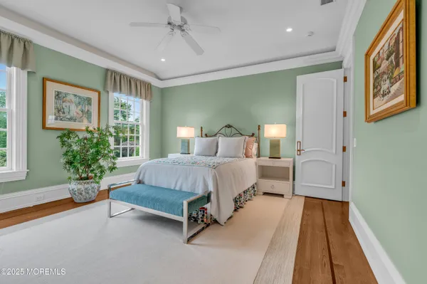 $7,999,999 | 934 Navesink River Road, Rumson, NJ 07760