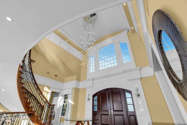 $7,999,999 | 934 Navesink River Road, Rumson, NJ 07760