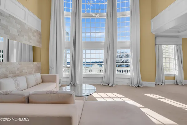 $7,999,999 | 934 Navesink River Road, Rumson, NJ 07760