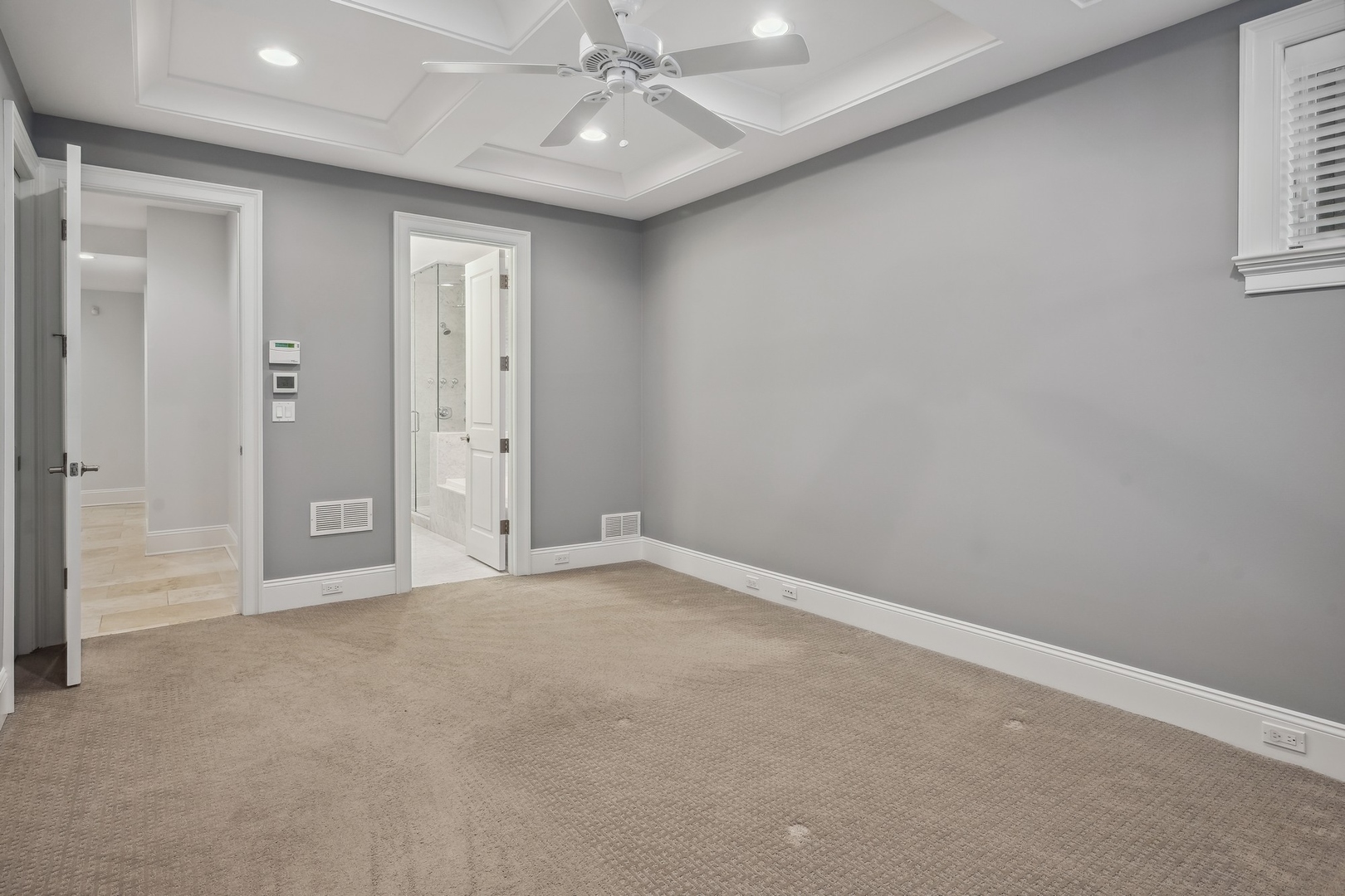 3052 North Racine Avenue, Unit 1 Chicago, IL 60657 - Photo 20 of 30 Gallery Image 20
