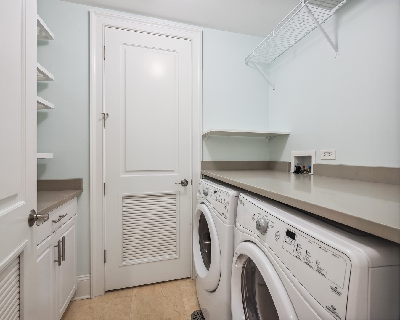 3052 North Racine Avenue, Unit 1 Chicago, IL 60657 - Photo 23 of 30 Gallery Image 23