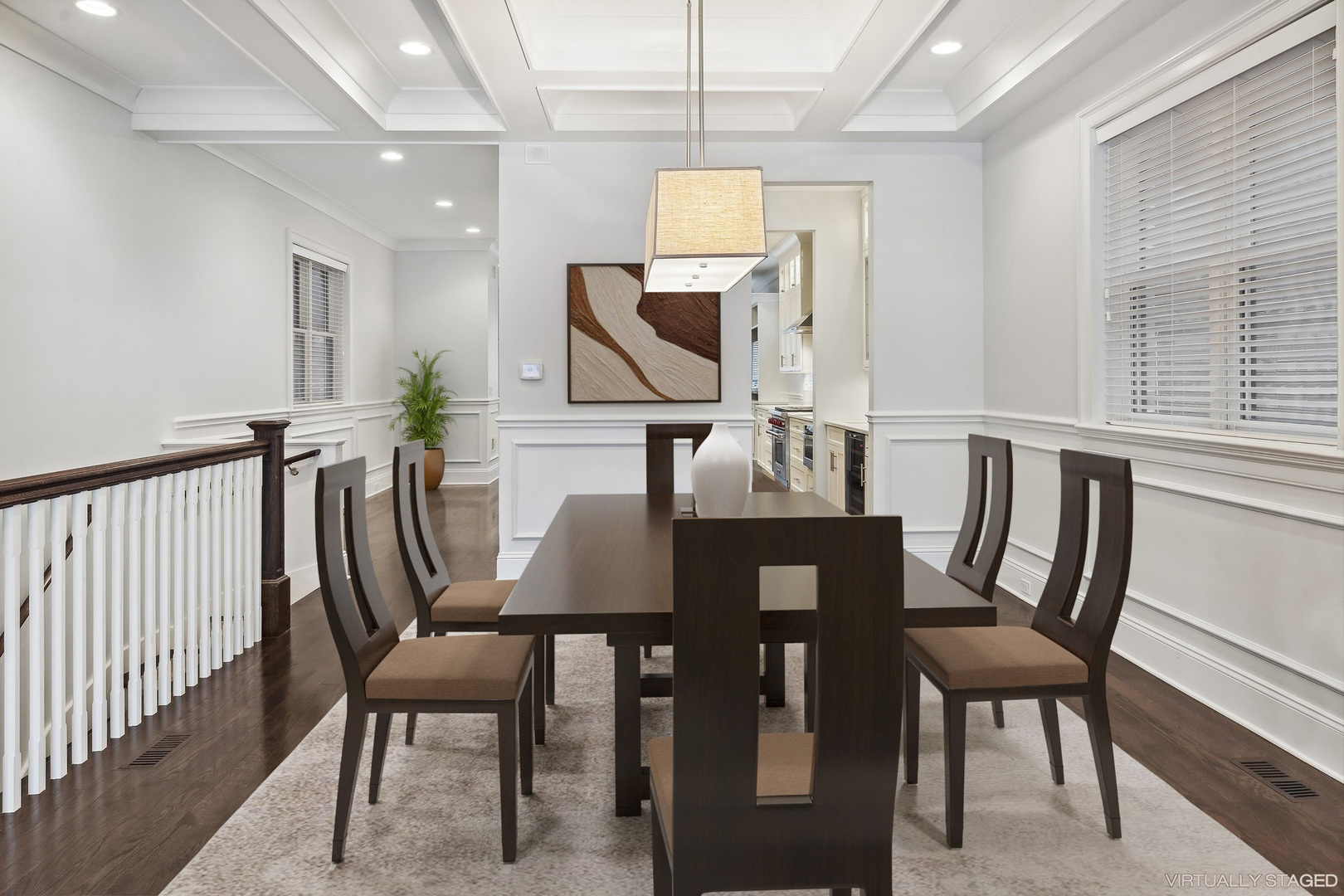 3052 North Racine Avenue, Unit 1 Chicago, IL 60657 - Photo 4 of 30 Gallery Image 4