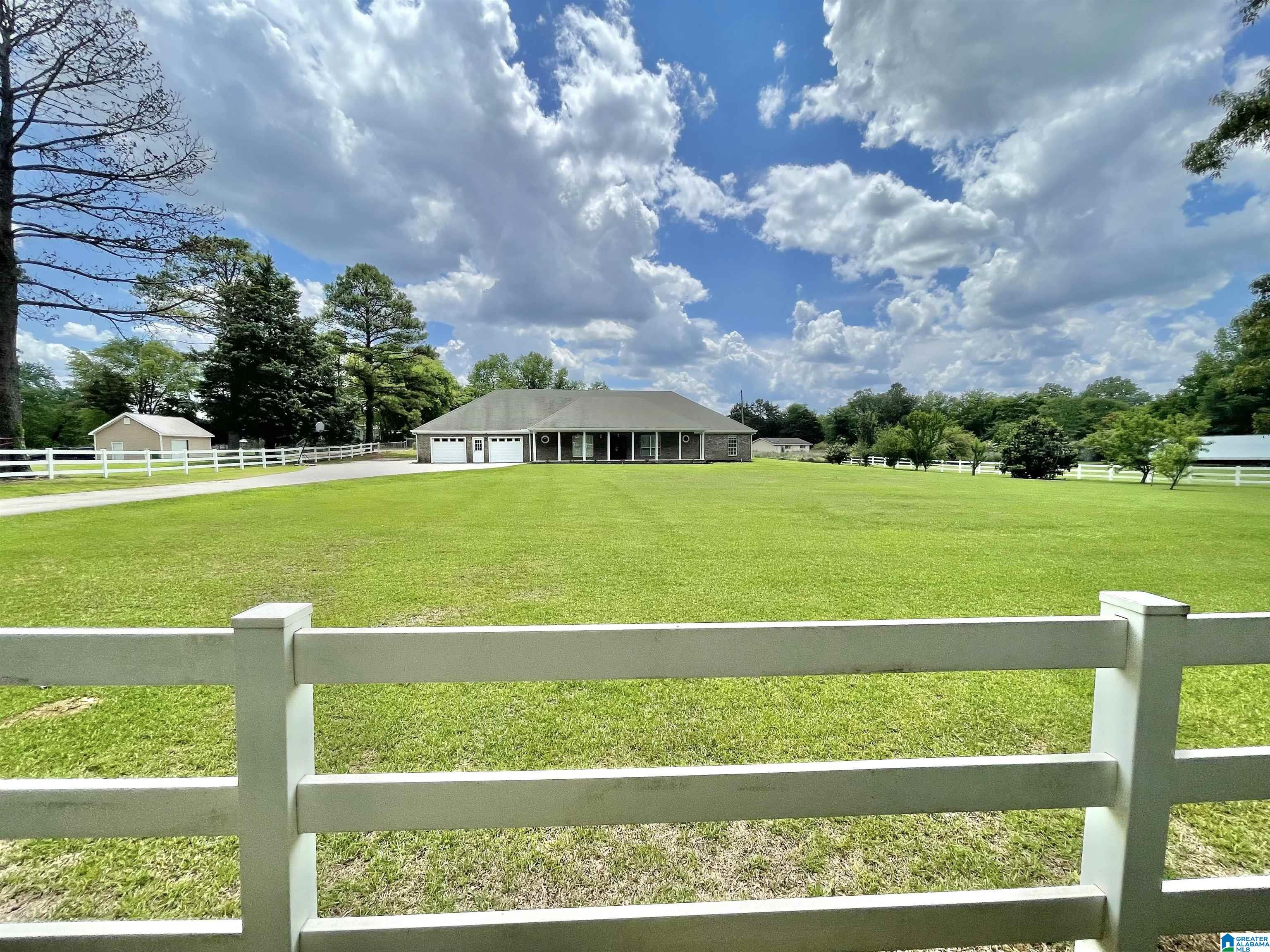 74 Mellow Lane Alabaster, AL 35007 - Photo 3 of 25
