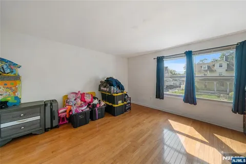 $299,000 | 98 Hillyer Street, Unit 2B, Orange, NJ 07050