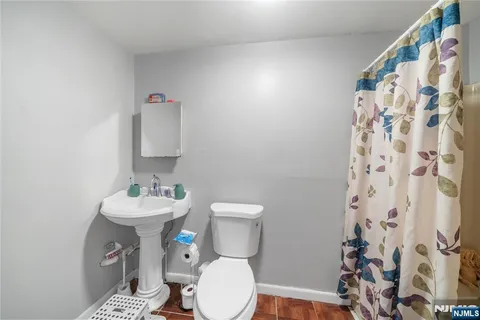 $299,000 | 98 Hillyer Street, Unit 2B, Orange, NJ 07050