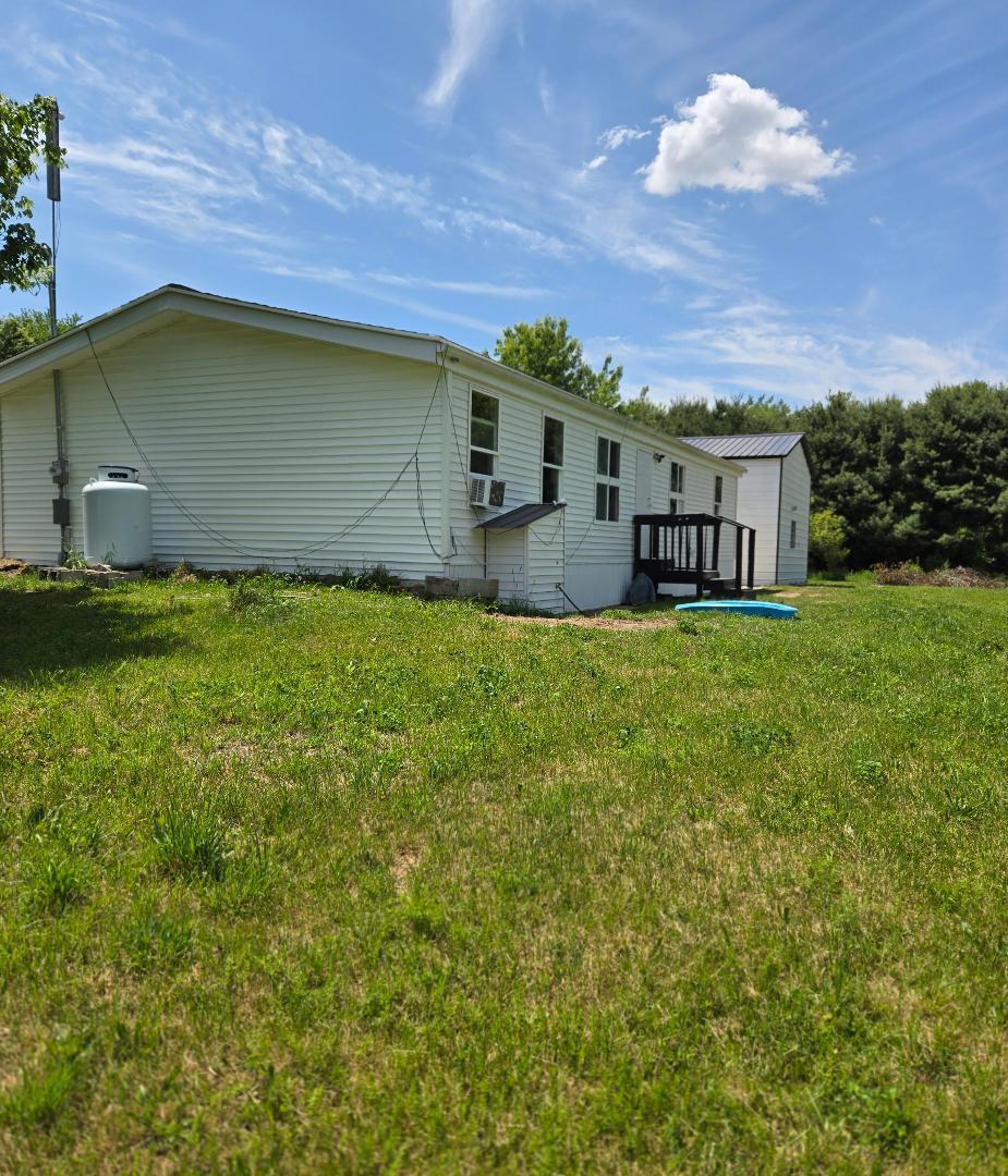 475 Tyler Road Wayland, MI 49348 - Photo 9 of 40 ty-29