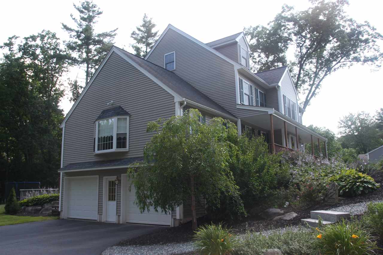 136 Dutton Road Pelham, NH 03076 - Photo 2 of 40 Gallery Image 2