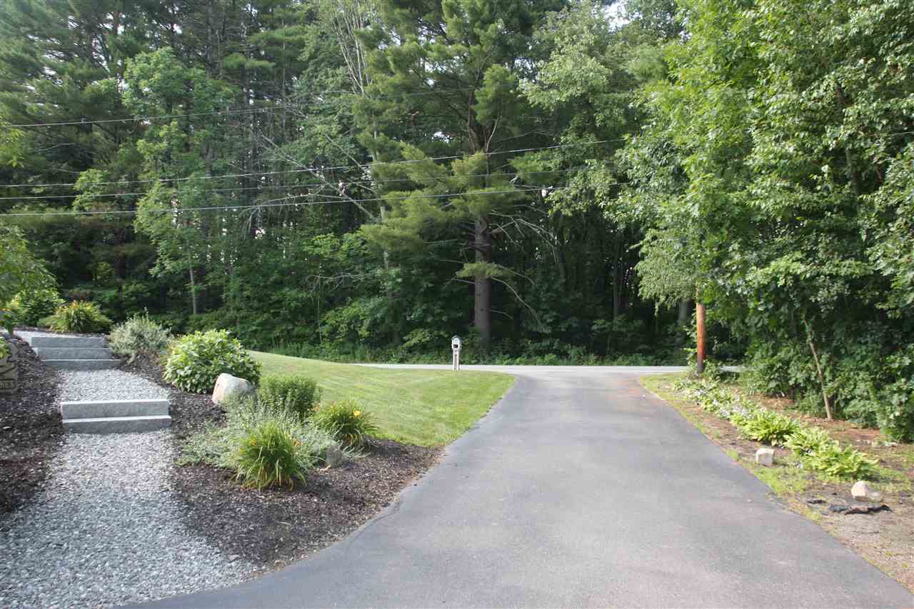 136 Dutton Road Pelham, NH 03076 - Photo 3 of 40 Gallery Image 3