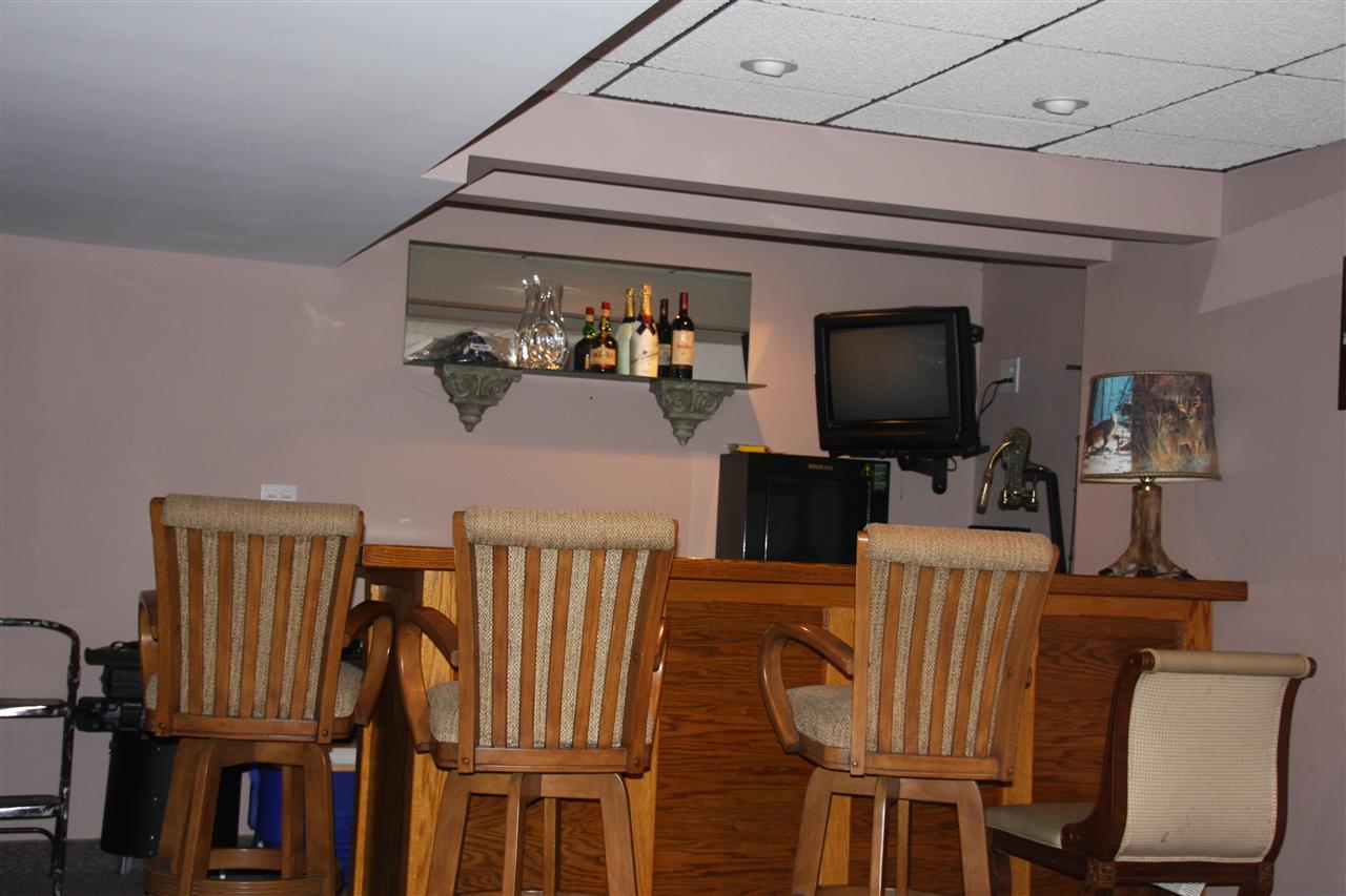 136 Dutton Road Pelham, NH 03076 - Photo 36 of 40 Gallery Image 36