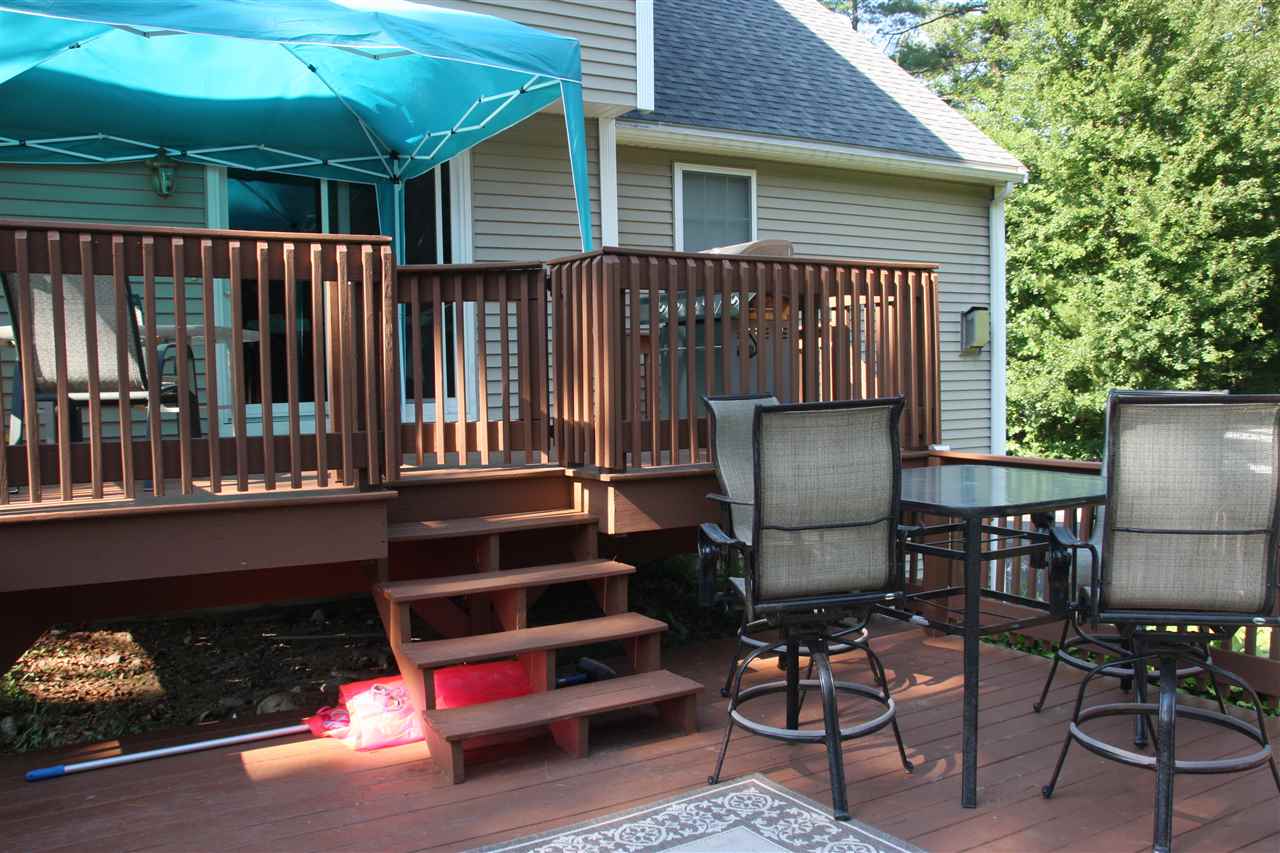 136 Dutton Road Pelham, NH 03076 - Photo 8 of 40 Gallery Image 8