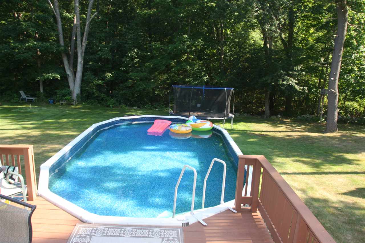 136 Dutton Road Pelham, NH 03076 - Photo 9 of 40 Gallery Image 9