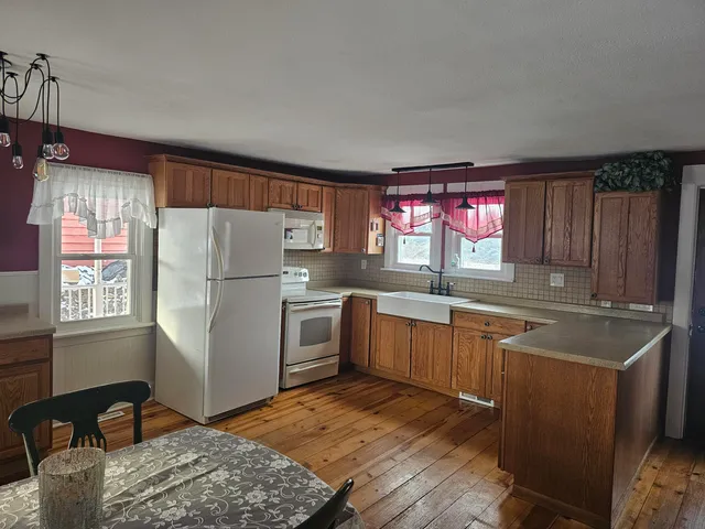 $697,000 | W4568 County Rd F, Lyndon, WI 53093