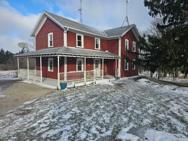 $697,000 | W4568 County Rd F, Lyndon, WI 53093