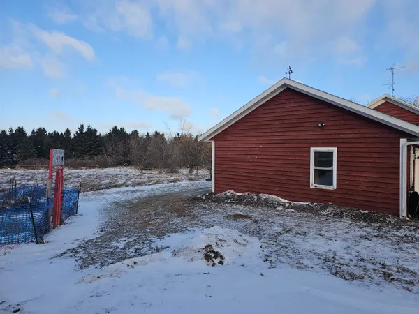 $697,000 | W4568 County Rd F, Lyndon, WI 53093