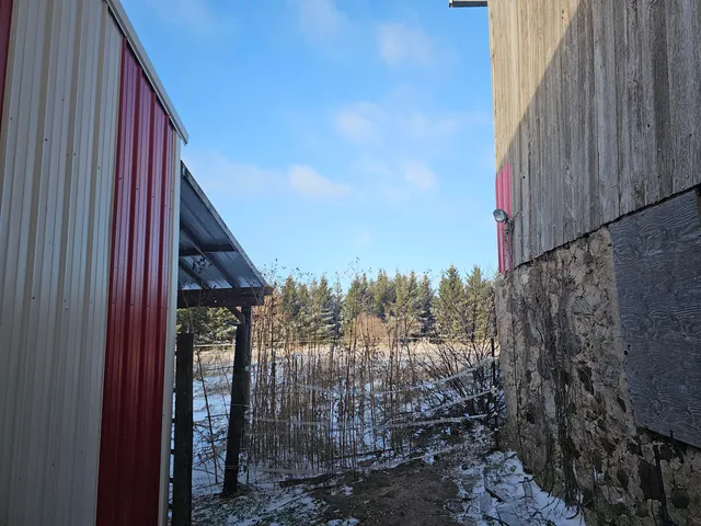 $697,000 | W4568 County Rd F, Lyndon, WI 53093