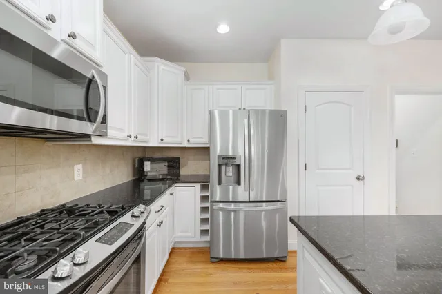 $758,500 | 16199 Sheffield Drive, Dumfries, VA 22025