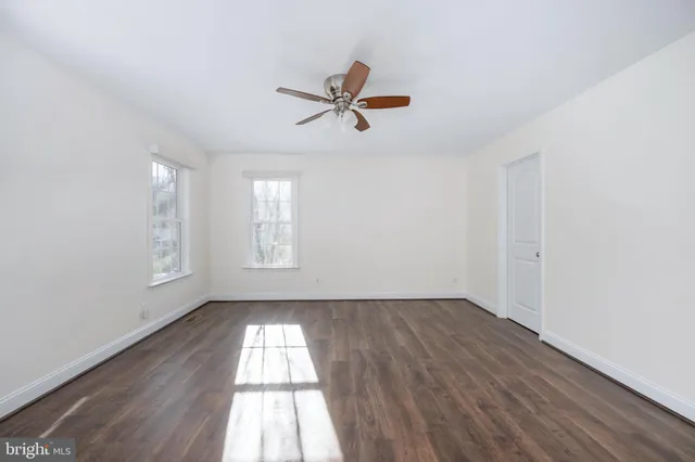 $758,500 | 16199 Sheffield Drive, Dumfries, VA 22025