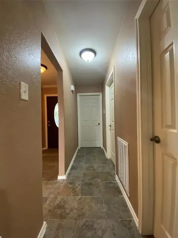 $335,000 | 2414 Loch Lomond Street, Highlands, TX 77562