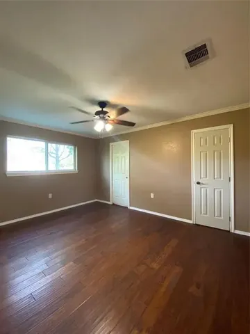 $355,000 | 2414 Loch Lomond Street, Highlands, TX 77562