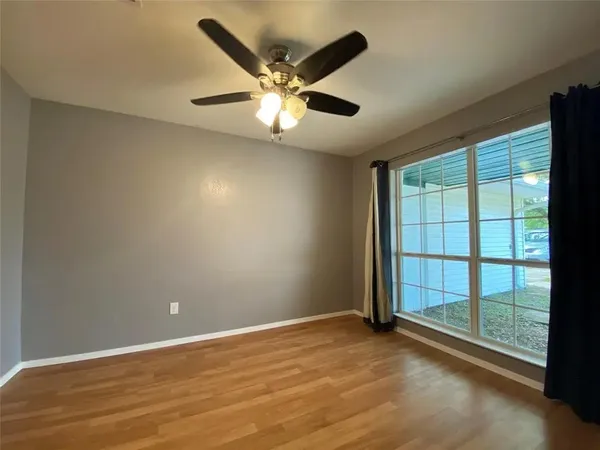 en view of an empty room