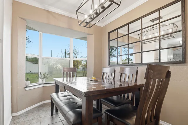 $335,000 | 2414 Loch Lomond Street, Highlands, TX 77562