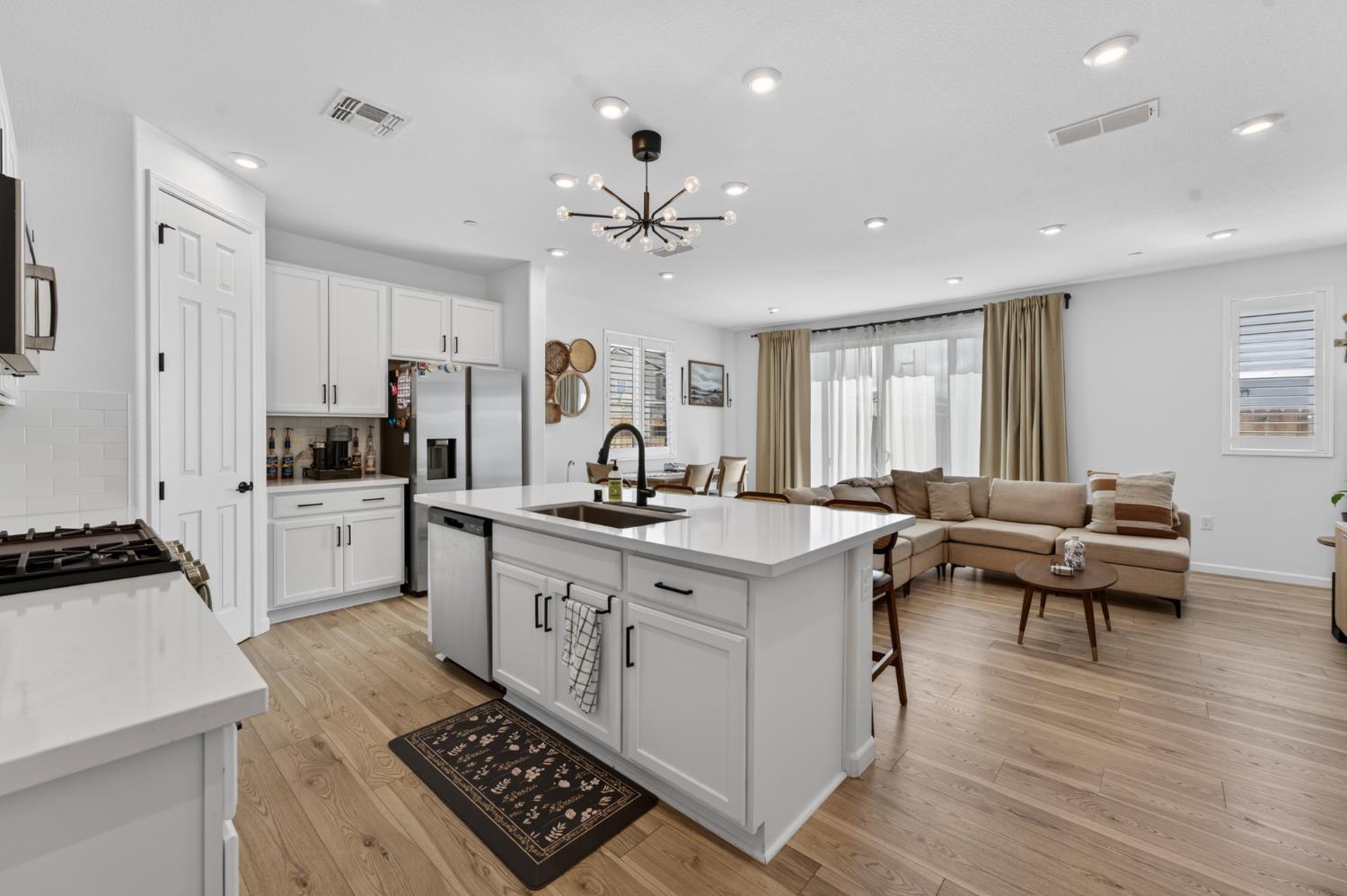 11986 Granzella Way Rancho Cordova, CA 95742 - Photo 5 of 55