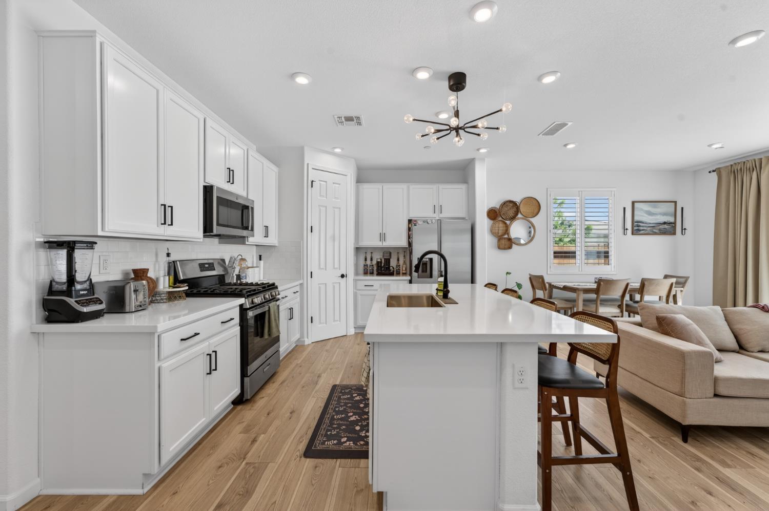 11986 Granzella Way Rancho Cordova, CA 95742 - Photo 6 of 55