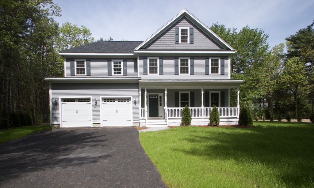 423 Dutton Road Sudbury, MA 01776 - Photo 1 of 28 Gallery Image 1