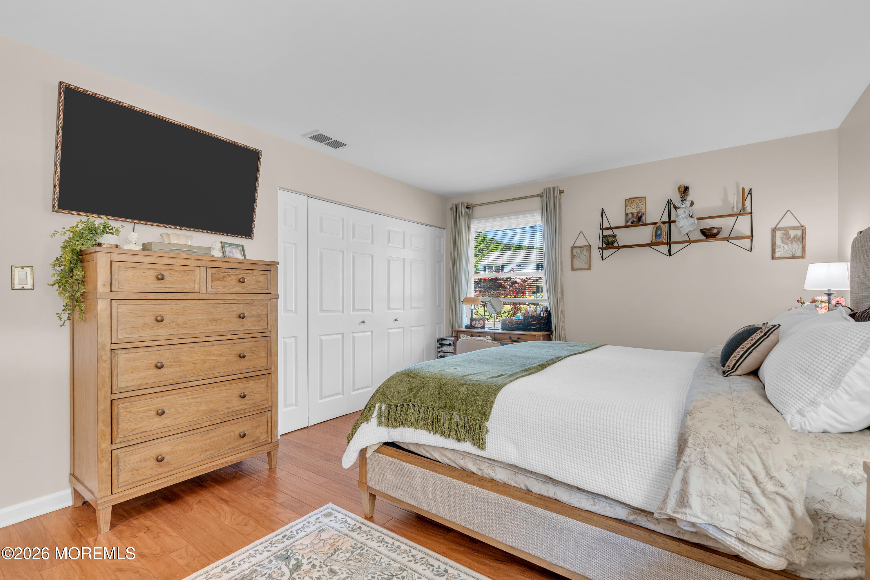 186 Van Brackle Road Aberdeen, NJ 07747 - Photo 20 of 29 .