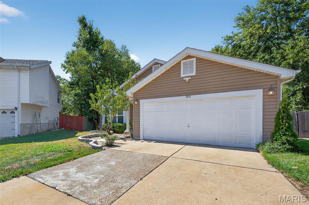 308 Cypress Point Court Cottleville, MO 63304 - Photo 2 of 47