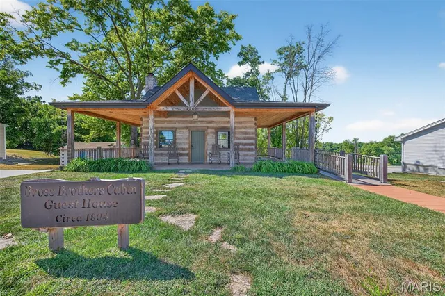 $409,999 | 308 Cypress Point Court, Cottleville, MO 63304