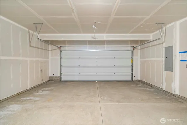 $484,990 | 679 Salzer Crk Drive, Centralia, WA 98531