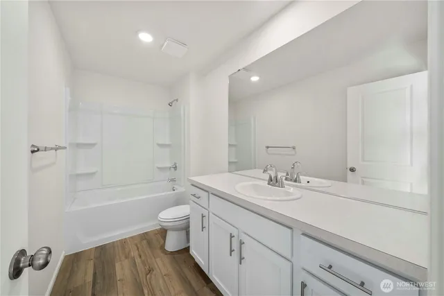 $509,990 | 679 Salzer Crk Drive, Centralia, WA 98531