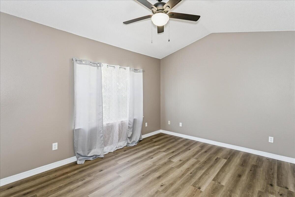 6922 Sea Turtle Circle Navarre, FL 32566 - Photo 23 of 27 bedroom 1.19-6922 Sea Turtle Cir-19