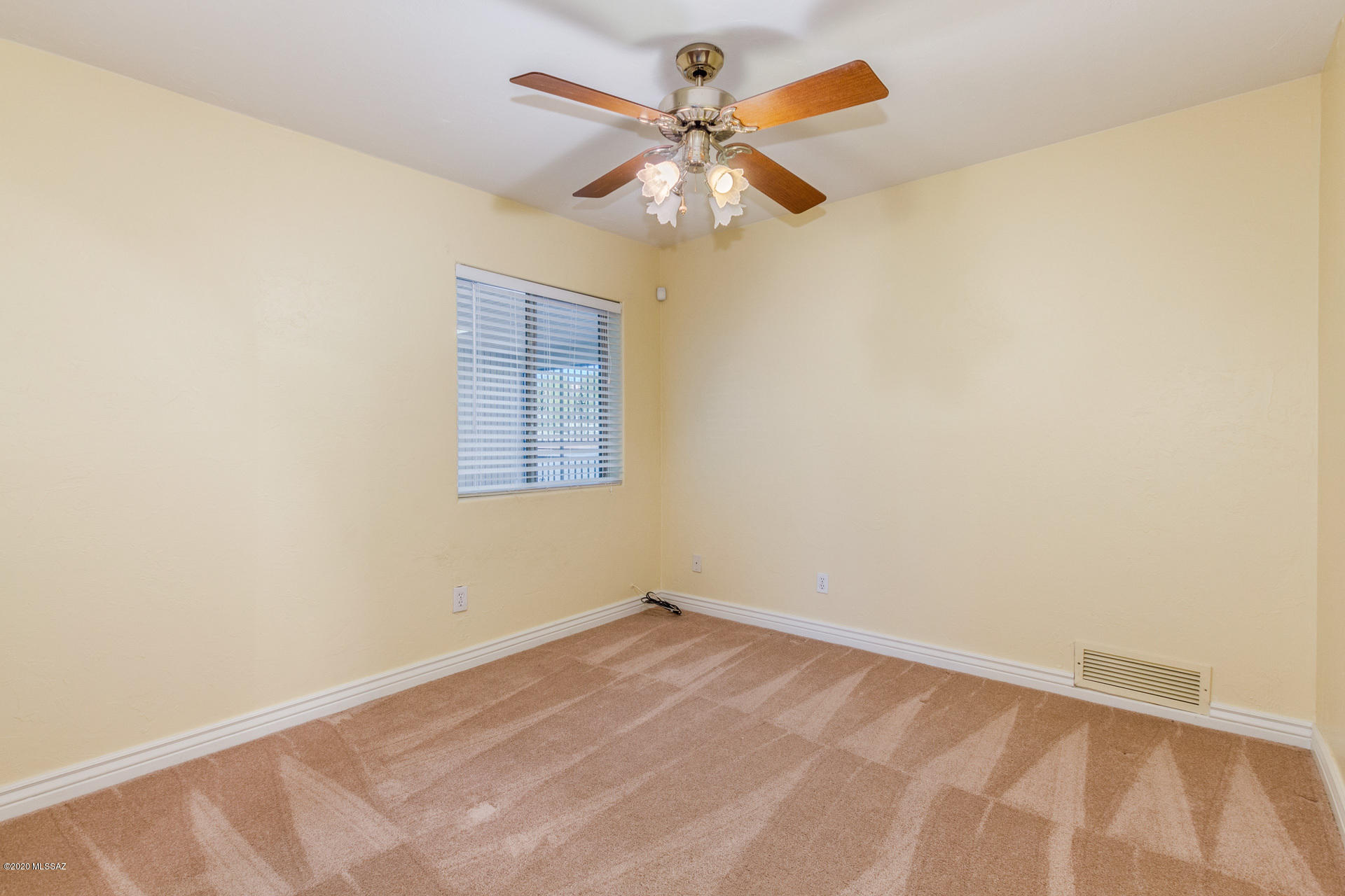 6850 East River Road Tucson, AZ 85750 - Photo 16 of 25 Bedroom 2